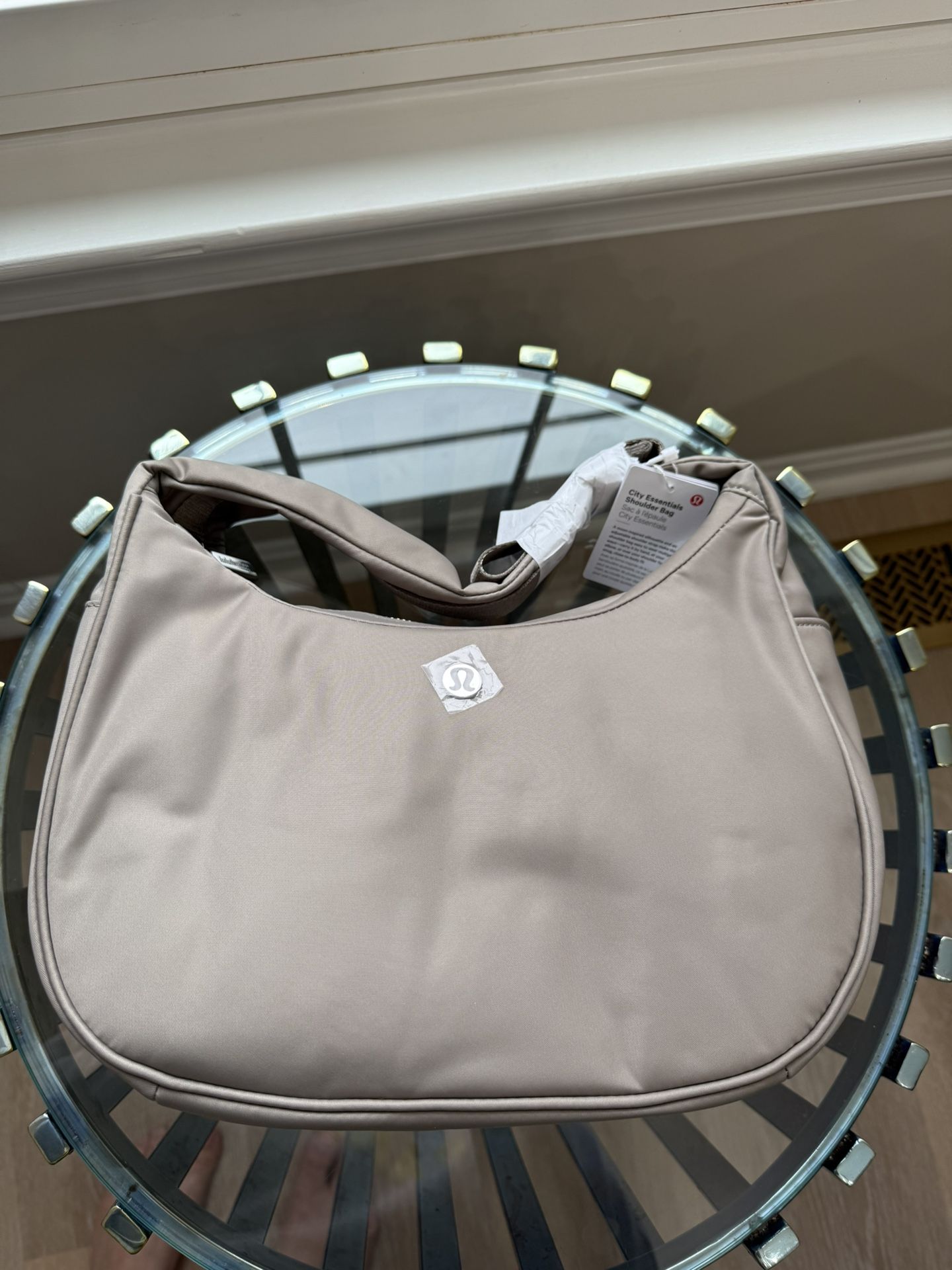 Lululemon City Essentials Shoulder Bag 4L