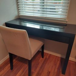 MALM Dressing Table / desk / vanity WITH GLASS TOP