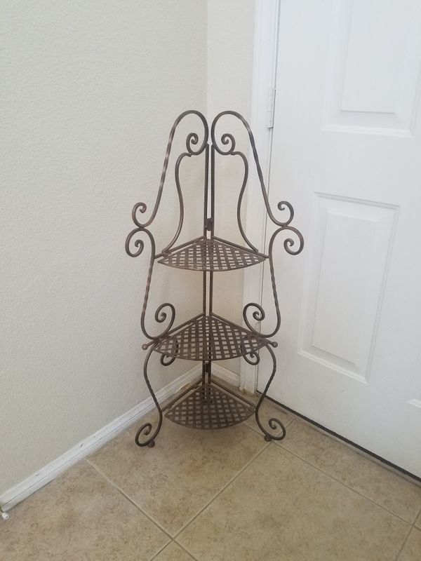 Tall Wrought Iron Corner Shelf Distressed Brown Color Shabby Chic Tall Wrought Iron Corner Shelf Distressed Brown Color Shabby Chic Country Tuscan Ornate