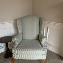 Wingback Chair - Excellent Condition 
