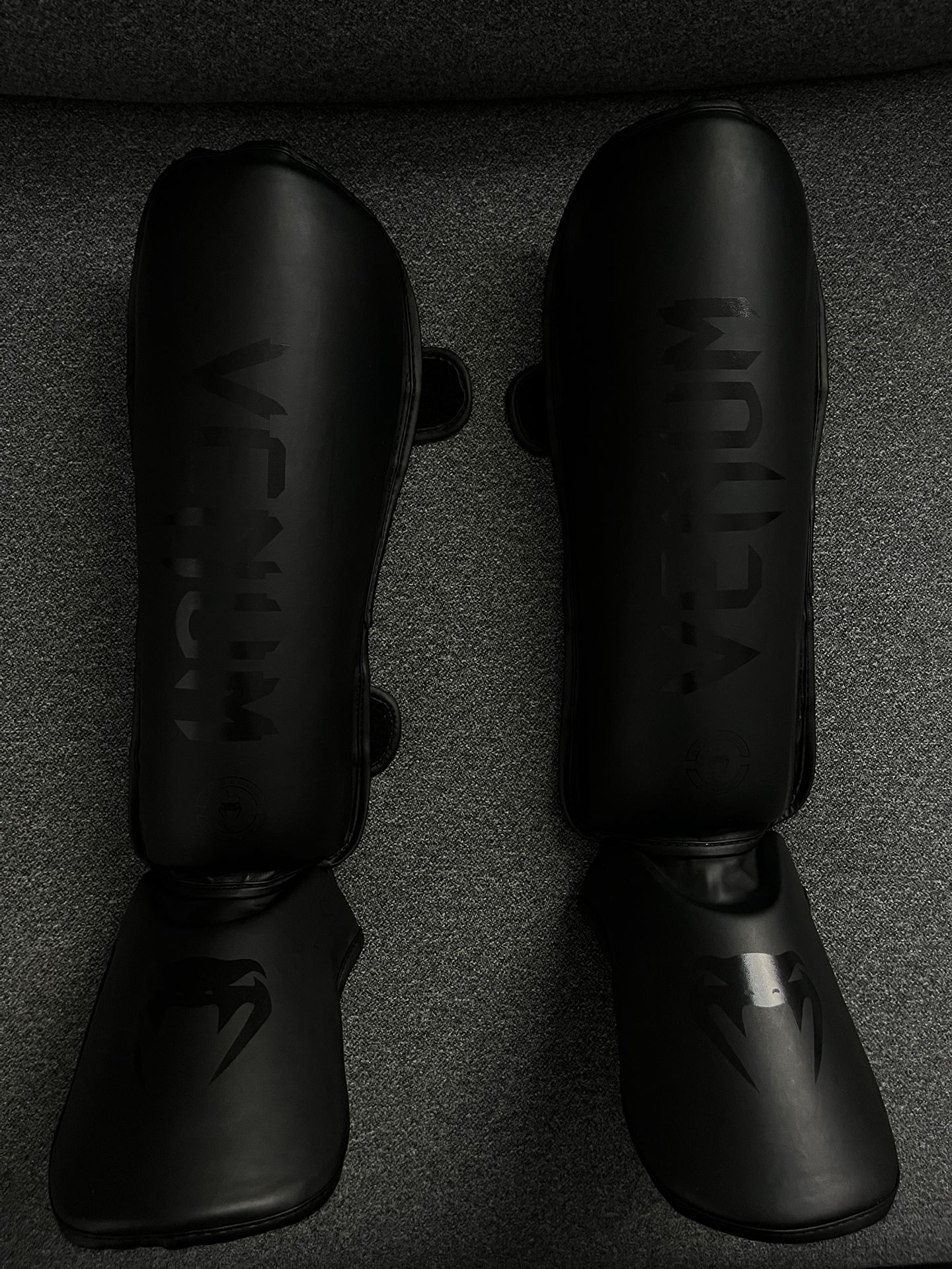 VENUM Challenger Standup Shin Guards 