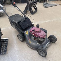 216 Commercial Honda Lawnmower 