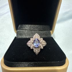 14K Gold Ring with Tanzanite stone