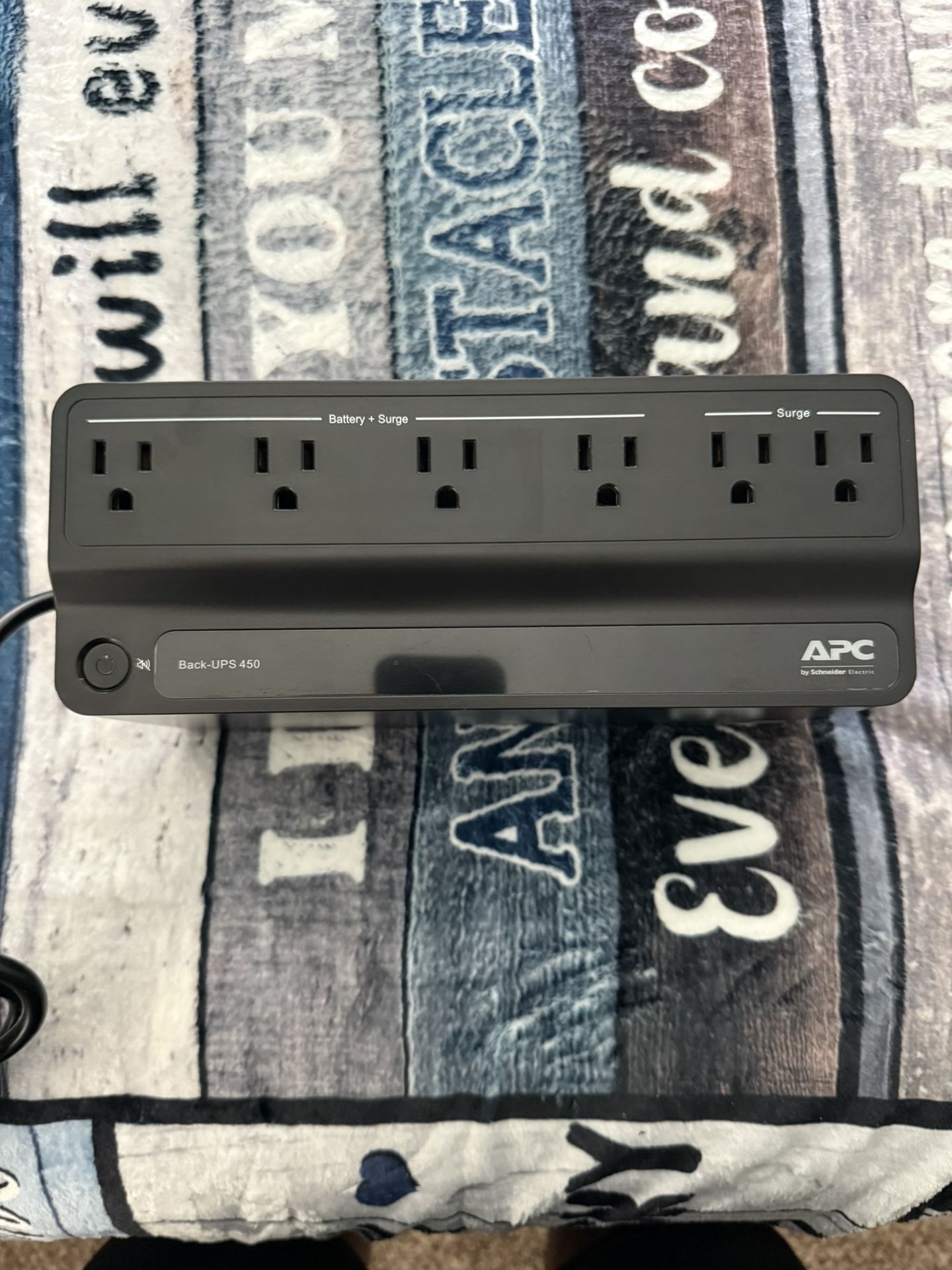 APC Model BN450M Battery Backup