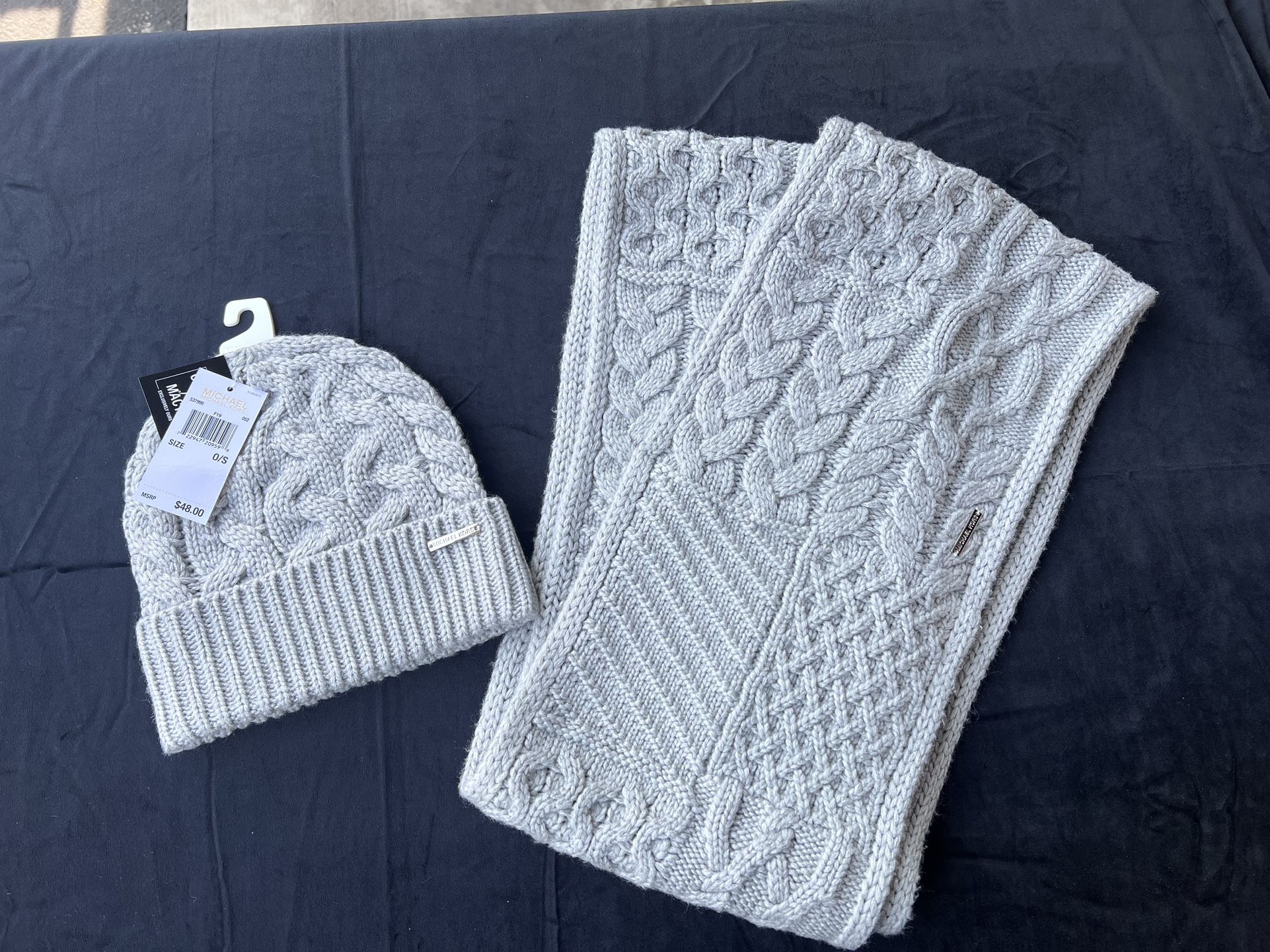 Women’s Gray Michael Kors Knit Beanie and Scarf Set