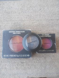 MAC eyeshadow blush and Brush
