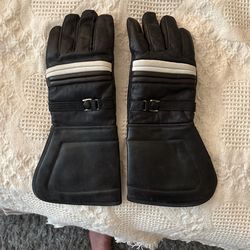 Ladies Leather Motorcycle Gloves $20