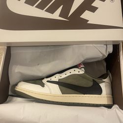 Travis Scott Reverse Olive Jordan 1