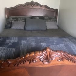 Bedroom Set For Sale