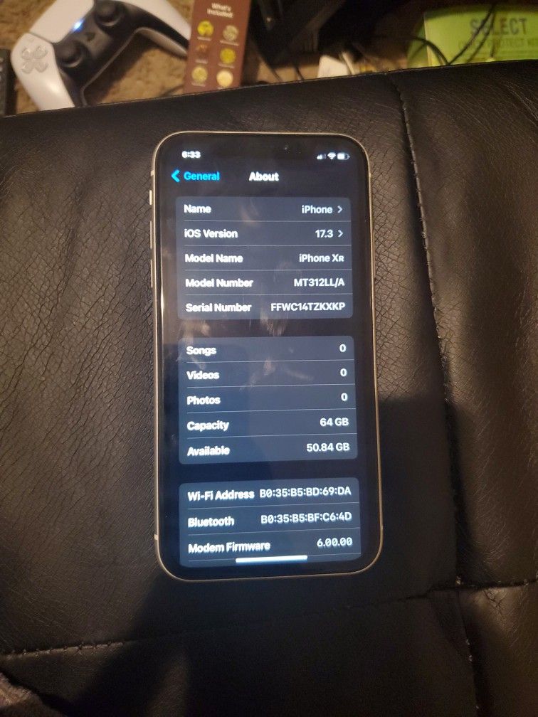 White Iphone XR Unlocked 64GB