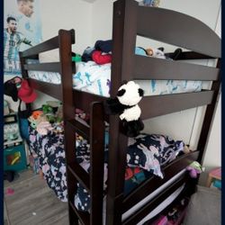 Twin Bunk Bed 