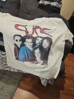 The CURE Vintage T shirt