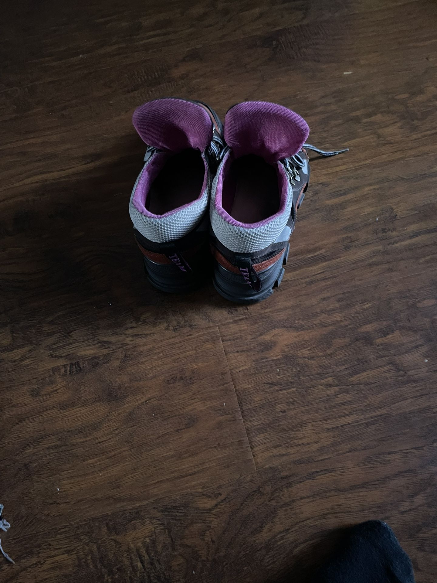 Used Gucci Shoes Barely Worn