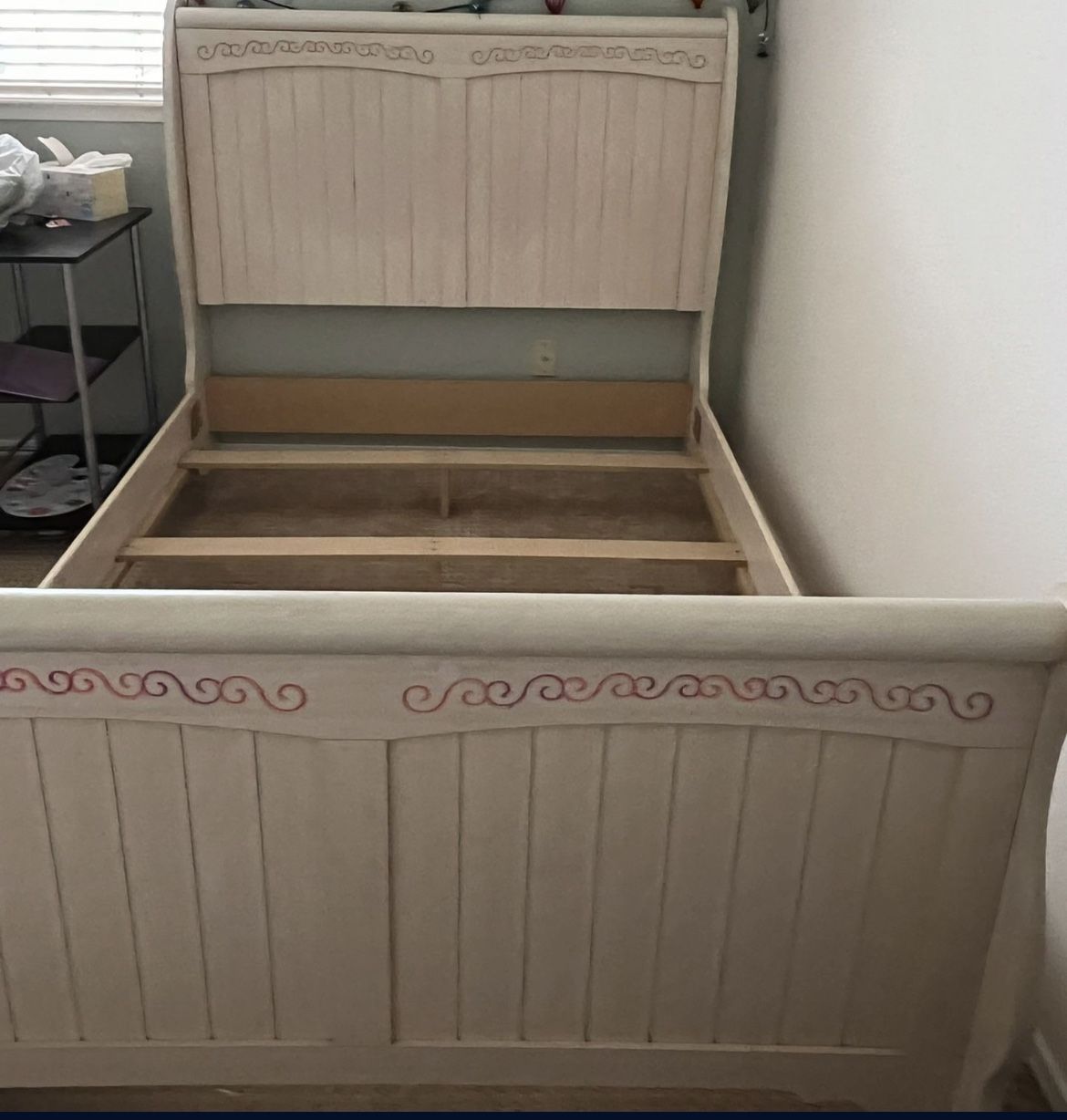 Full Beige Cream Bed Set
