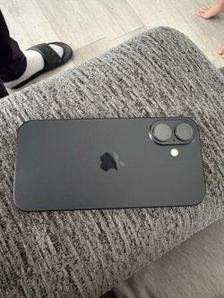 iPhone 16