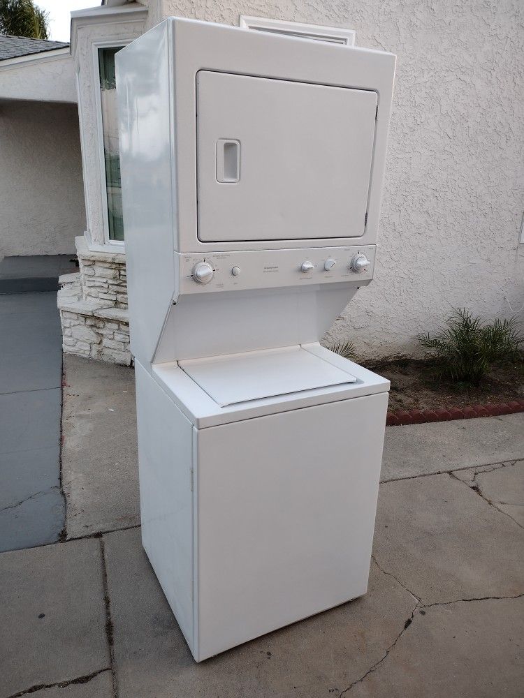 Stackable Washer Gas Dryer 