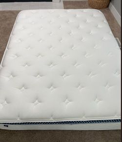 The WinkBed, King, Firmness: Luxury Firm New, Excellent Condition