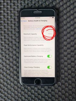 100% battery health iPhone SE 2nd gen UNLOCKED