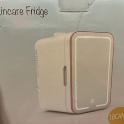 Refrigerator Skin Care With A Built-In Lead Light