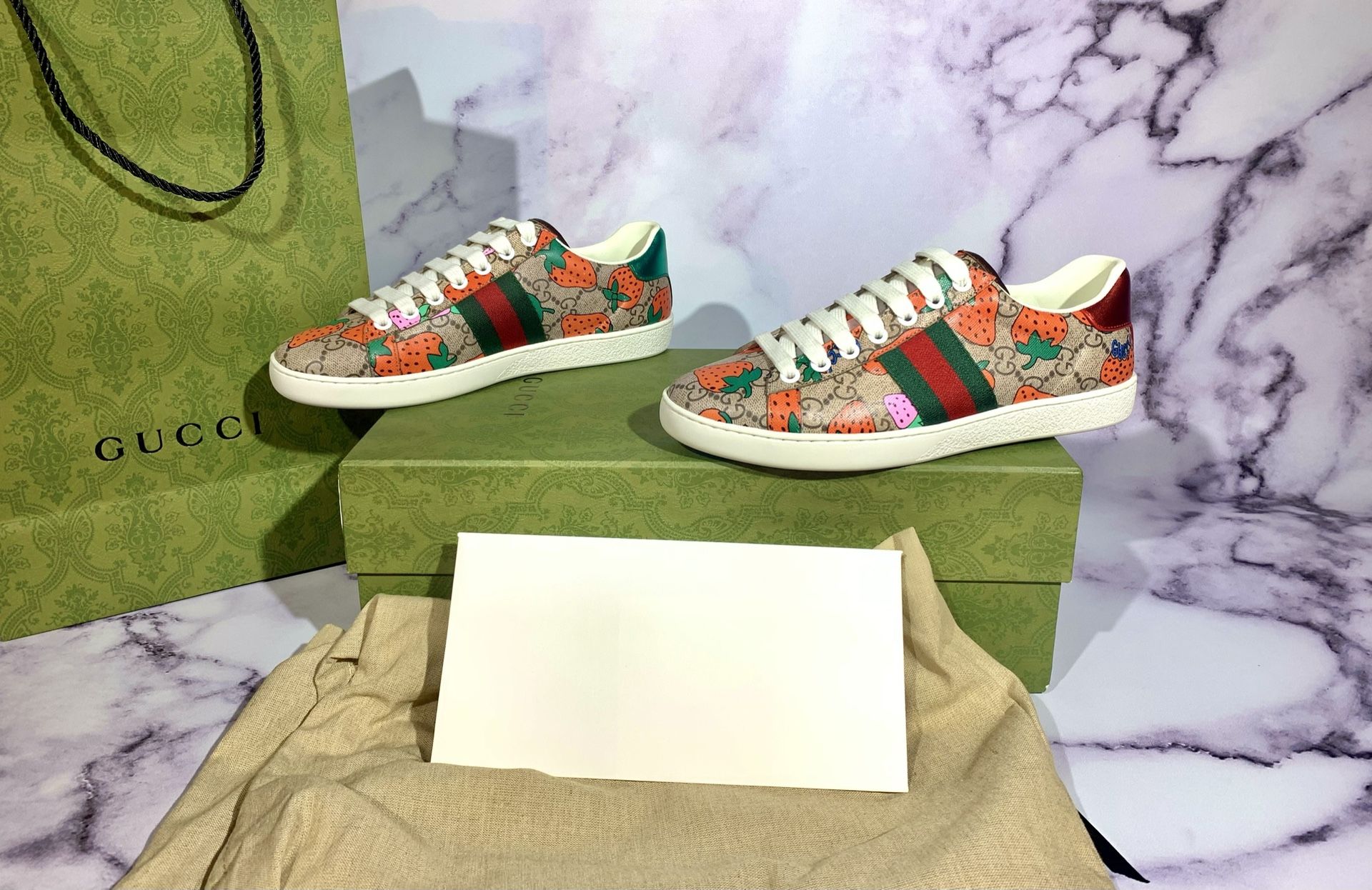 👟 Gucci Ace GG Strawberry Sneakers – Sizes 6.5 & 7 Ready for Pickup!