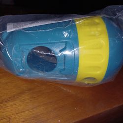 New dog treat toy! Bully stick holder & food dispenser
Multifunctional dog toy. This is a bully stick holder and food dispensing toy