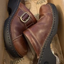 Eastland Clogs