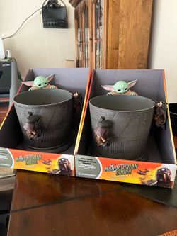 Star Wars Mandalorian and Grogu Popcorn Bucket
