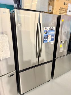 Special of the week - Samsung 36" Wide 32 Cu. Ft. 3-Door French Door Refrigerator with Dual Ice Maker