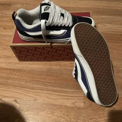 navy blue Knu Skool Vanz