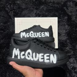 Alexander McQueen Sneaker