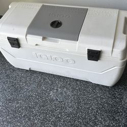 Igloo Ice chest  