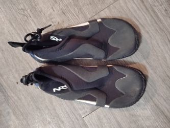 NRS WATER SHOE
