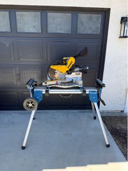 DeWalt 10” sliding Double Bevel Miter Saw w/ stand
