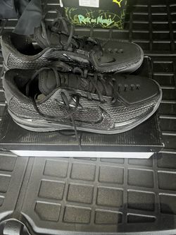 GT cut triple black