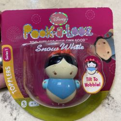 Disney Pook A Looz Wobble Doll. Snow White