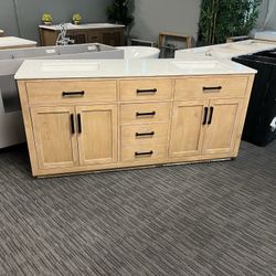 72” Bathroom Vanity In Wood Color 
