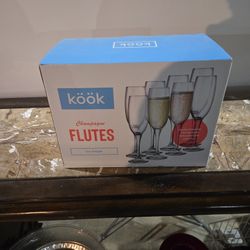 Champagne Glass Set