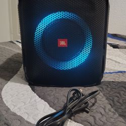 JBl party box Portable 