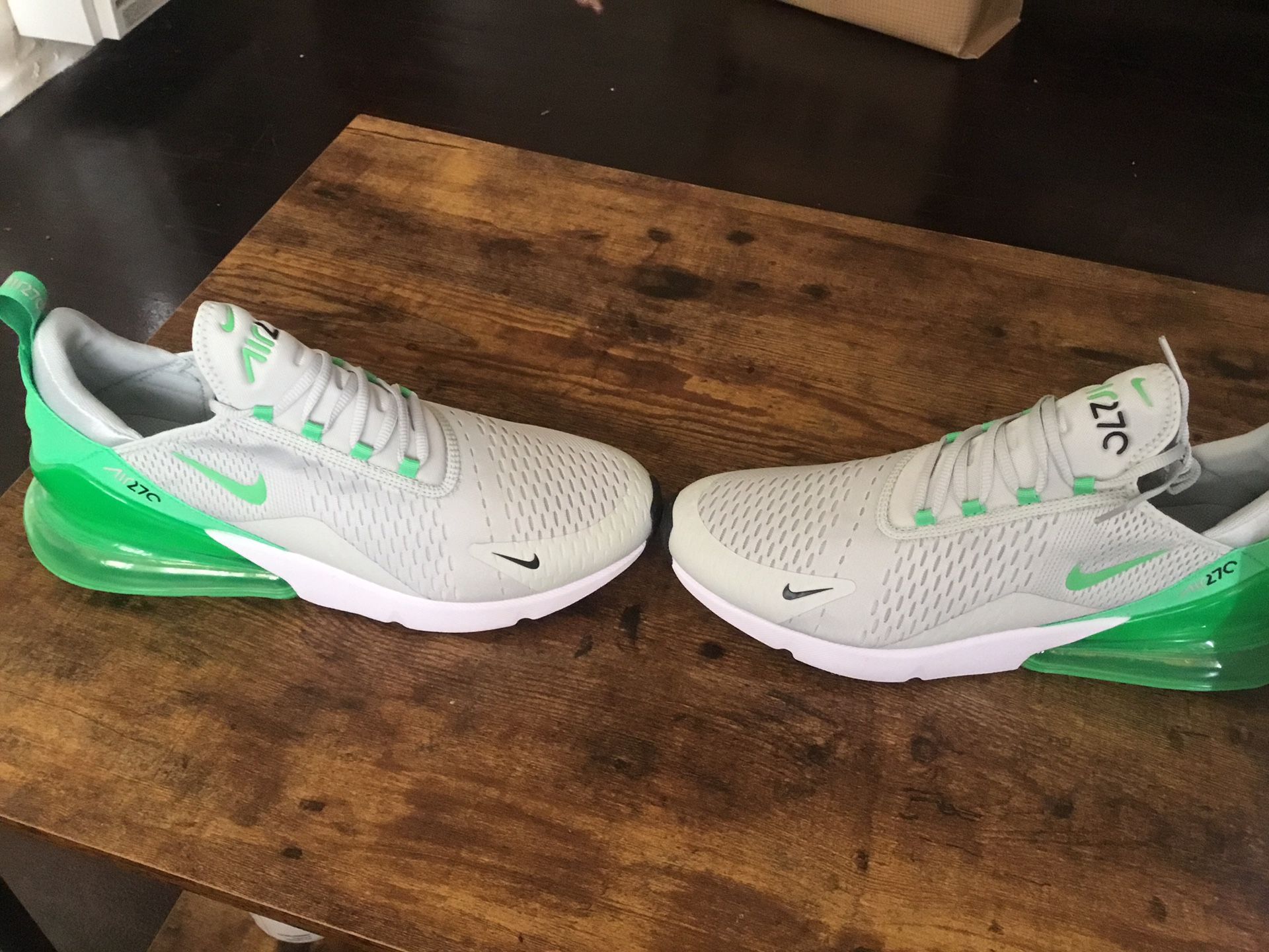 New Men’s Nike Air Max 270 size 13 Men's shoes