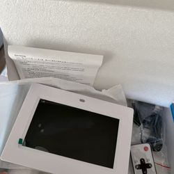 7 Inch Wall Planner, Smart Family Weekly Monthly Planner, Wall and Desk Mountable, Great for Organizing Your Rountine  EASY TO READ: 7 inch digital ca