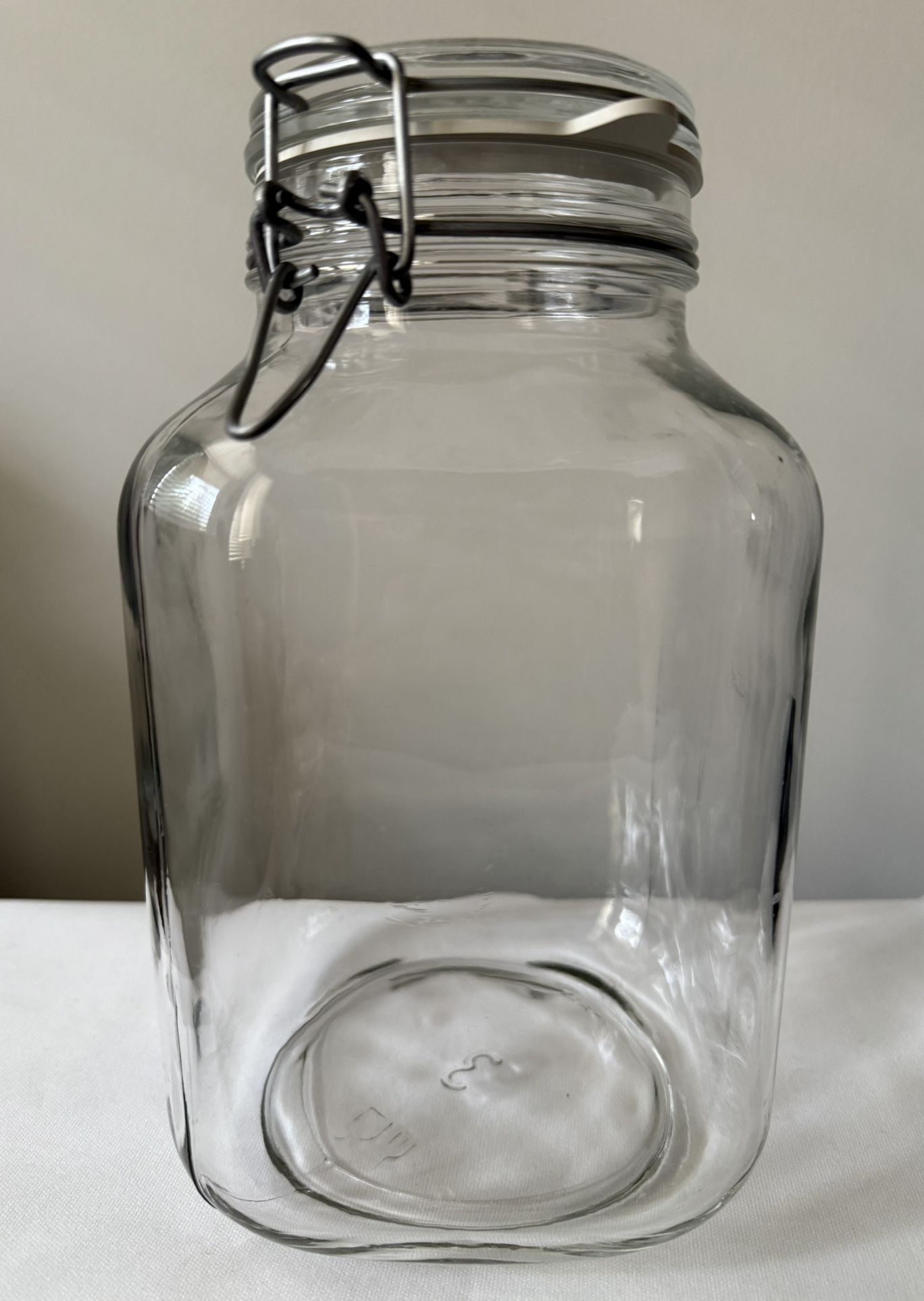 Italian Made 101.5 oz Clear Glass Food Storage Jar
