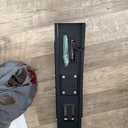 Tv Mount, Fits Tv’s up to 75”