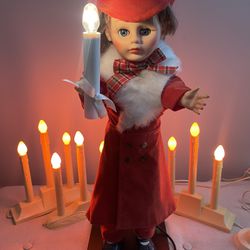 Vintage 1982 Animated Motion Christmas  Girl with Lighted Candle by Display Arts