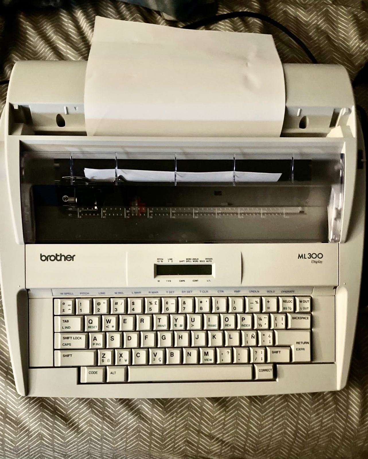 Ml-300 Typewriter 