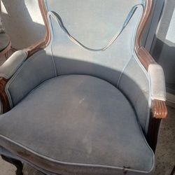Velvet Chair 