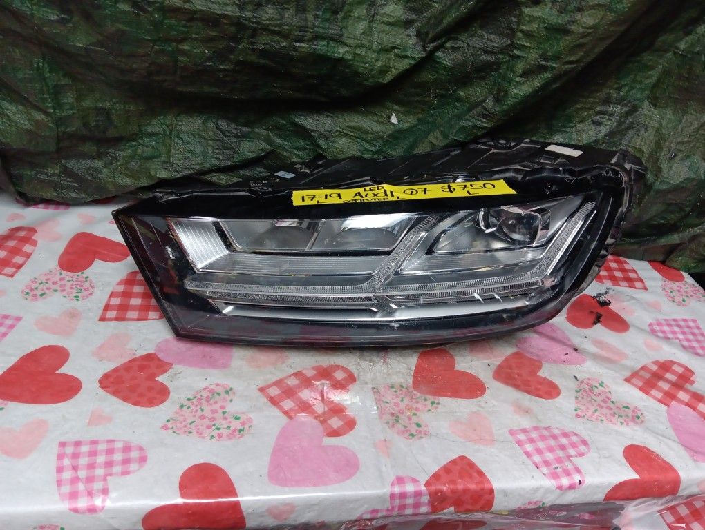 2017-19 Audi Q7 Left Headlight Computer