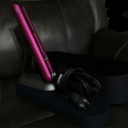 Dyson Straightner