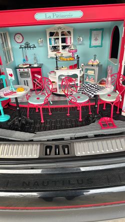 Cafe doll two tables three chairs accessories