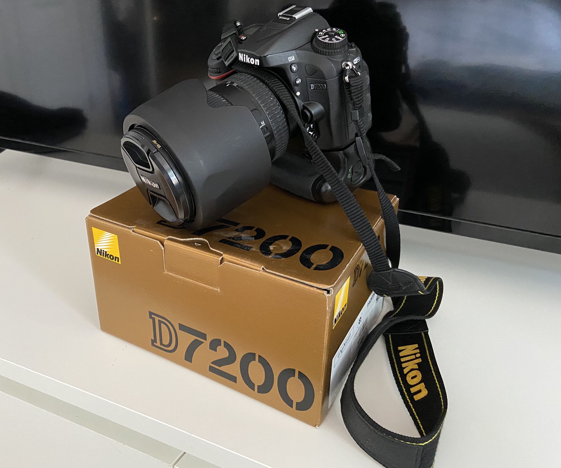 Nikon D7200 w/ nikkor 17-55 and grip