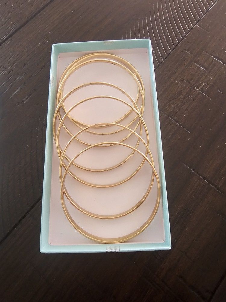 7 Bracelets